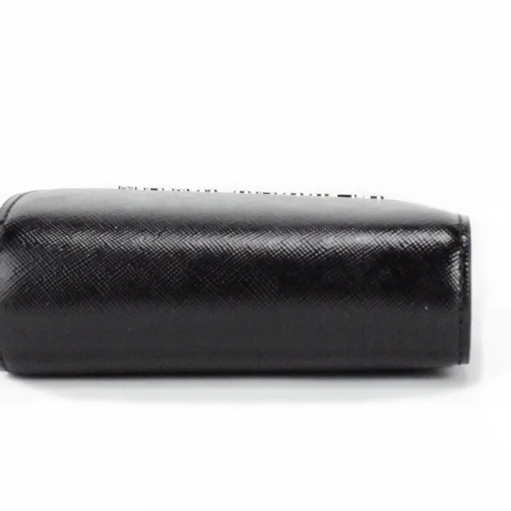 Marc Jacobs elegant wallet